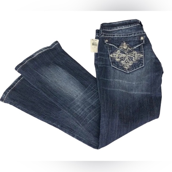 Miss Me Boot Cut Cowgirl Embroidered Rhinestones Distressed Jeans Sz 27 X 29 NWT - Picture 2 of 13